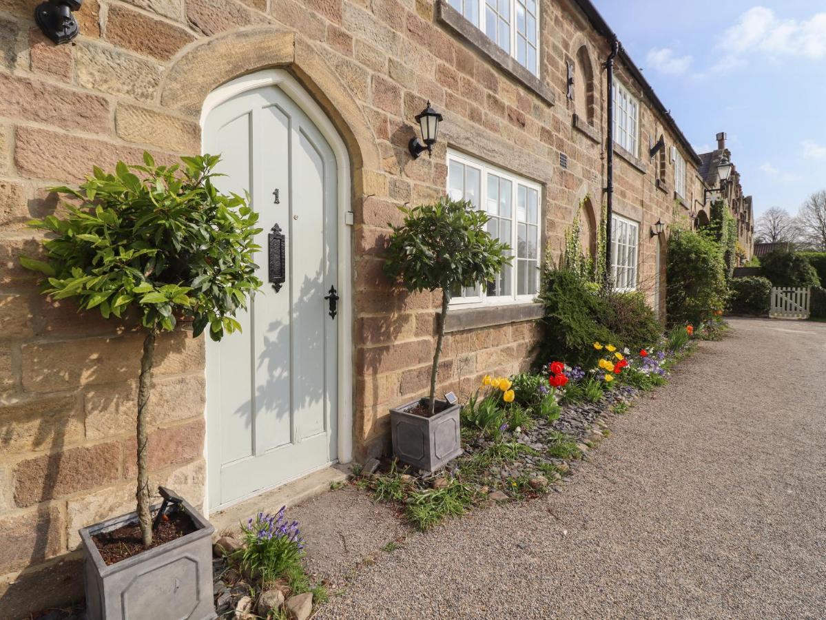 Foxy Holiday home Harrogate